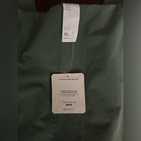Fabletics Hybrid Cargo Pant Smoke Green NWT Size XL - Picture 5 of 7